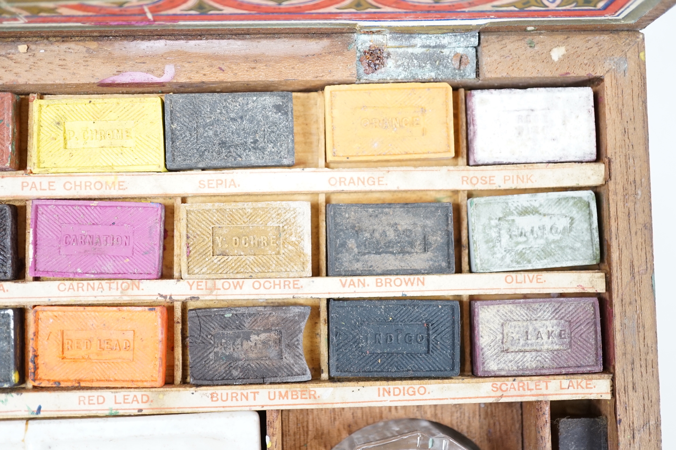 A Reeves and Sons mahogany artist's watercolour box, with fitted interior, 26cm wide, 19cm deep